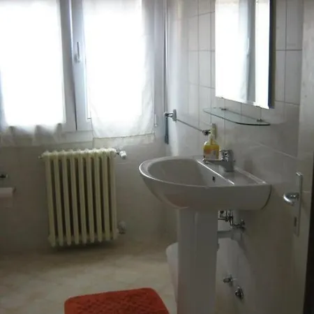 Borno B&B Bed & Breakfast